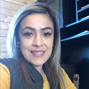 Meet your Posher, Marisela